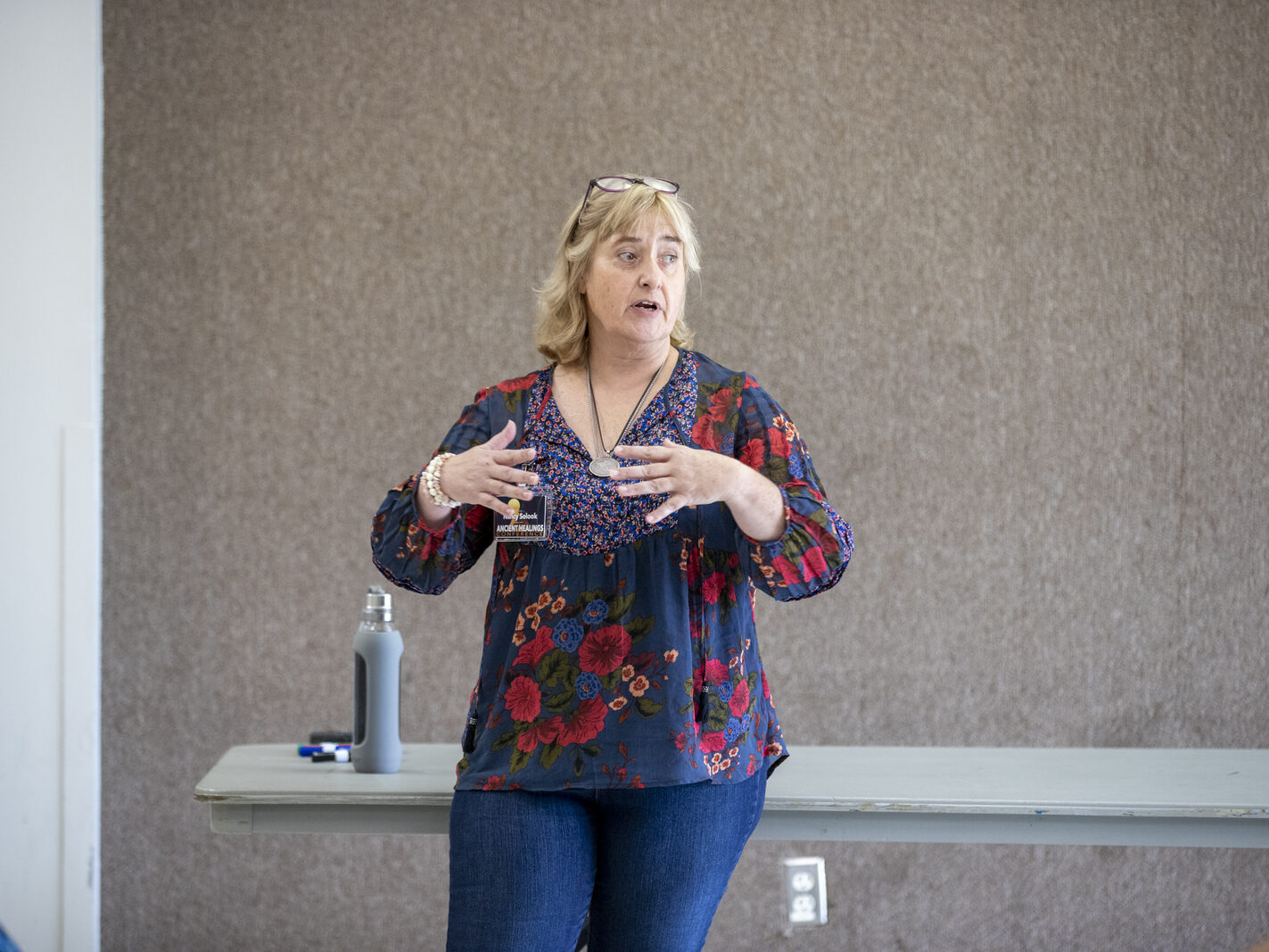 Nancy Solook, CHt, teaching a hypnosis training session